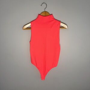 Good American Hot Coral Mock Neck Sleeveless Bodysuit | 3/4